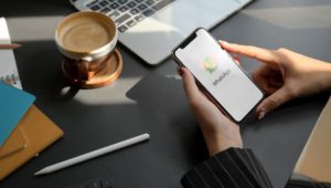 Cara Mengunci Aplikasi WhatsApp