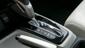 Cara Menyetir Mobil Matic