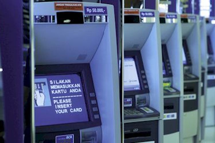 Cara Mengisi Gopay Lewat ATM BCA