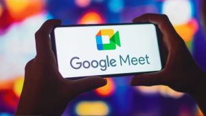 Cara Share Screen di Google Meet